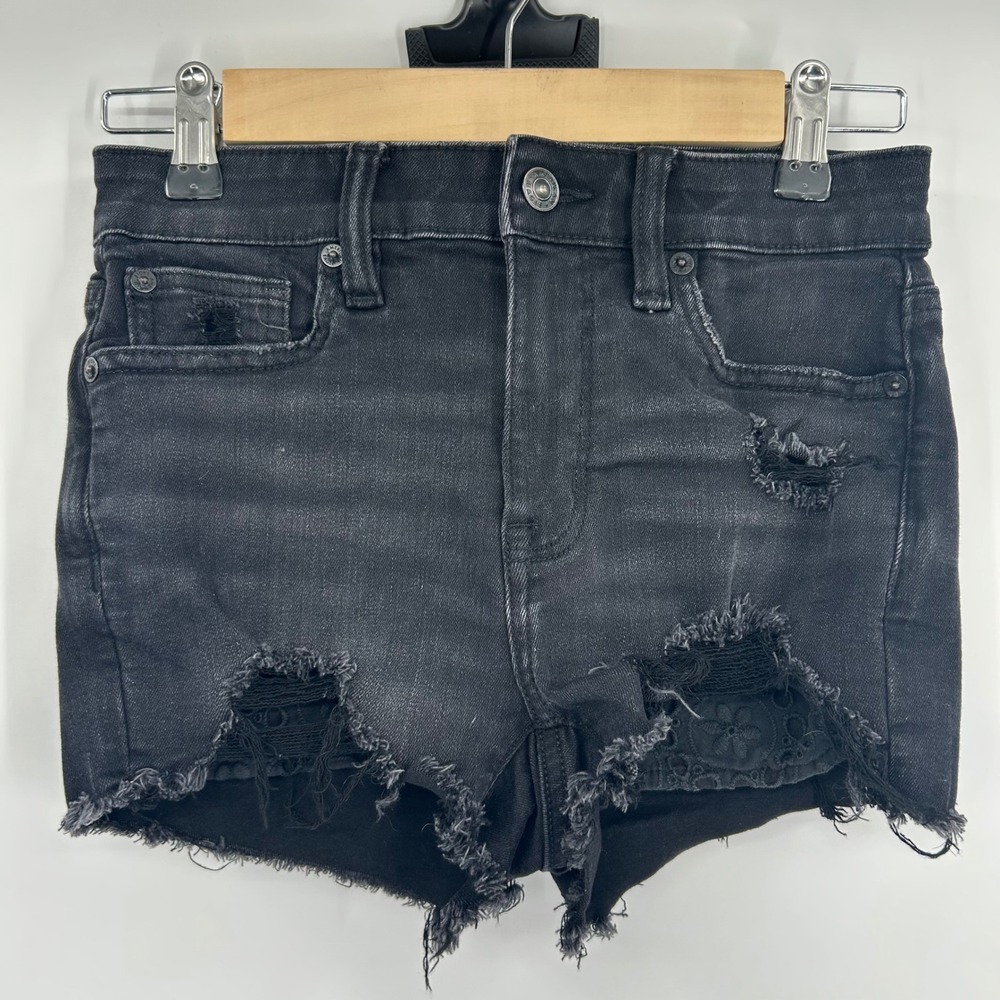 American Eagle Next Level Stretch Black Distressed Lace Eyelet Shorts Womens 00